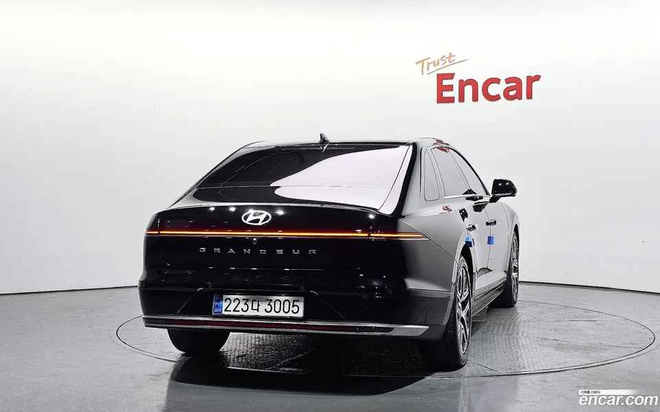 Hyundai Grandeur 2.5 2WD 2023 — миниатюра 4