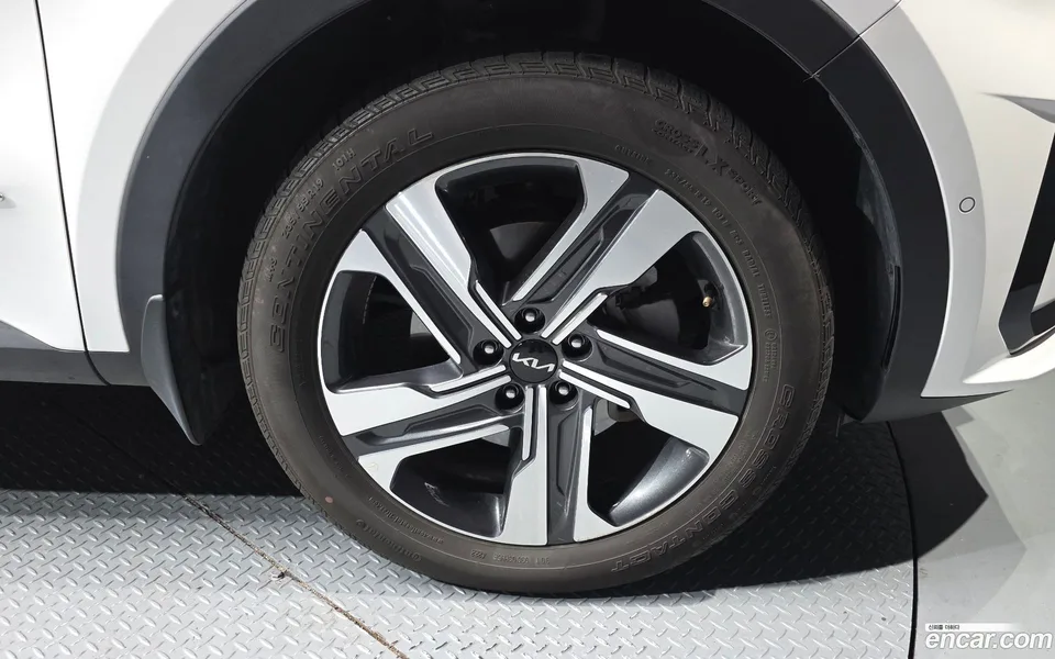 Kia Sorento HEV 1.6 2WD 2023 — миниатюра 5