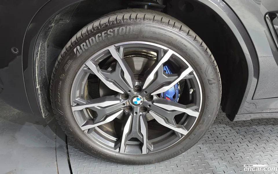 BMW X4 xDrive20d M 2025 — миниатюра 5