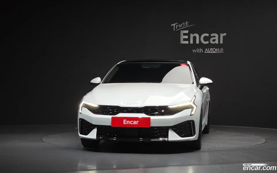 Kia K5 Hybrid 2024 — миниатюра 3