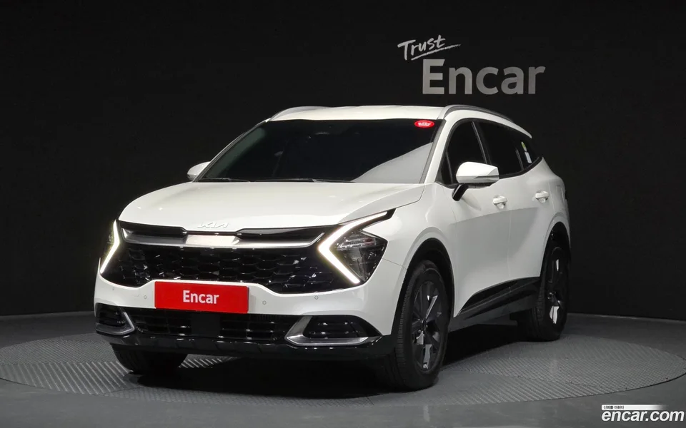 Kia Sportage 1.6 2WD 2022 — фото 1, купить с доставкой в Москву