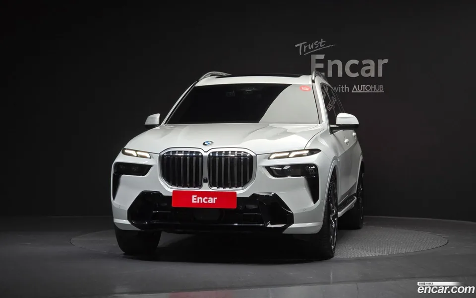 BMW X7 xDrive 40i M 6 2025 — миниатюра 3