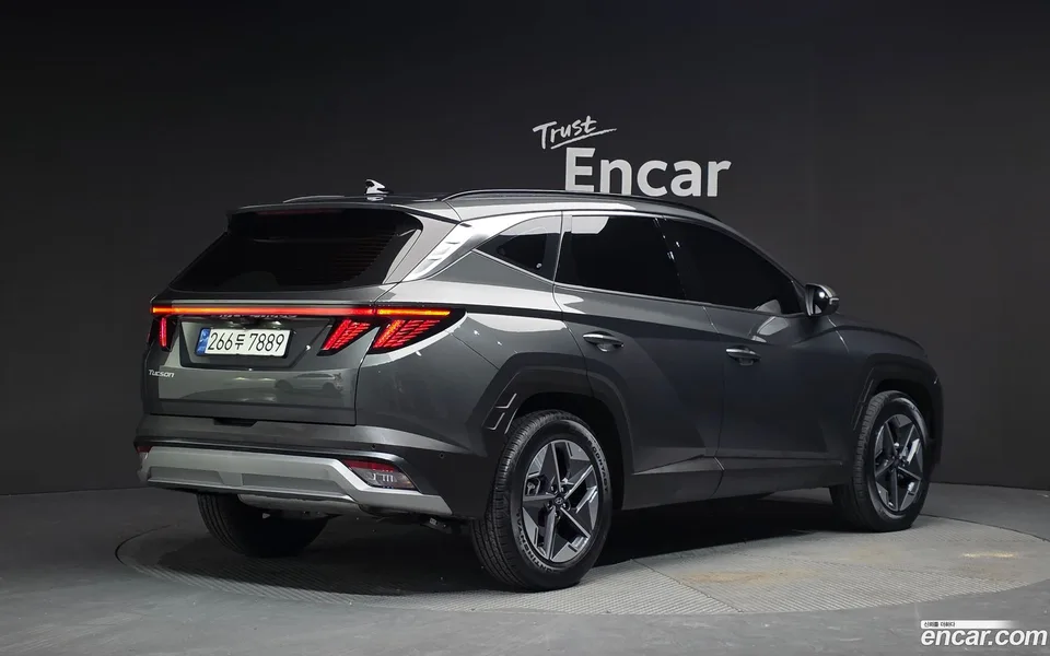Hyundai Tucson Hybrid NX4 HEV 1.6 2WD 2024 — миниатюра 2