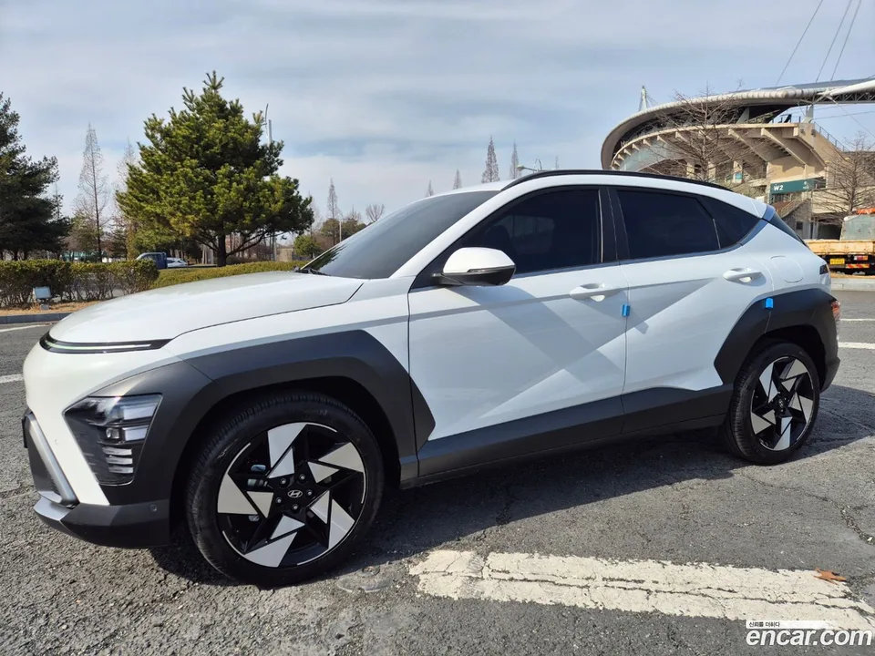 Hyundai Kona 1.6 2WD 2024 — миниатюра 2