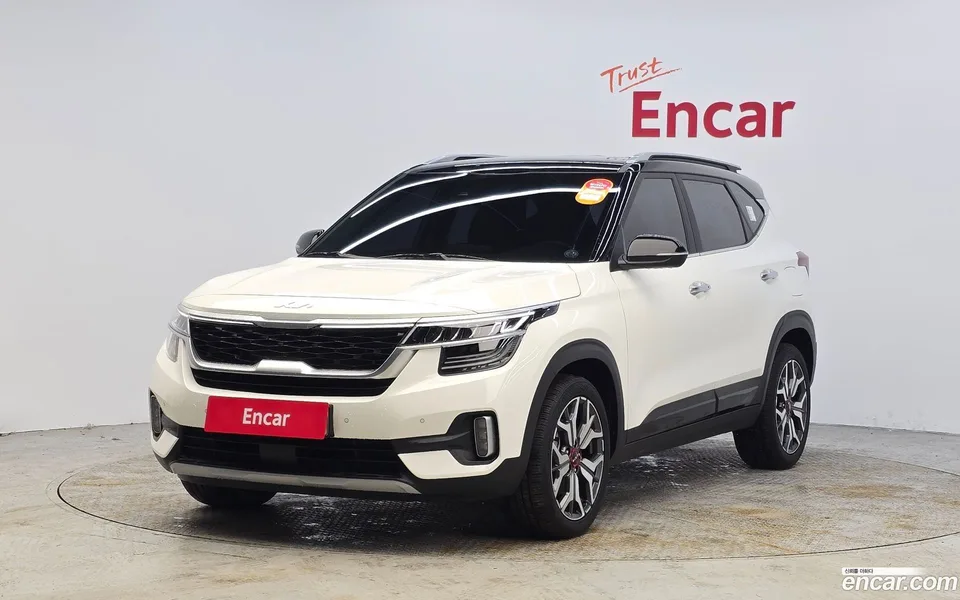 Kia Seltos 1.6 2WD 2022 — фото 1, купить с доставкой в Москву