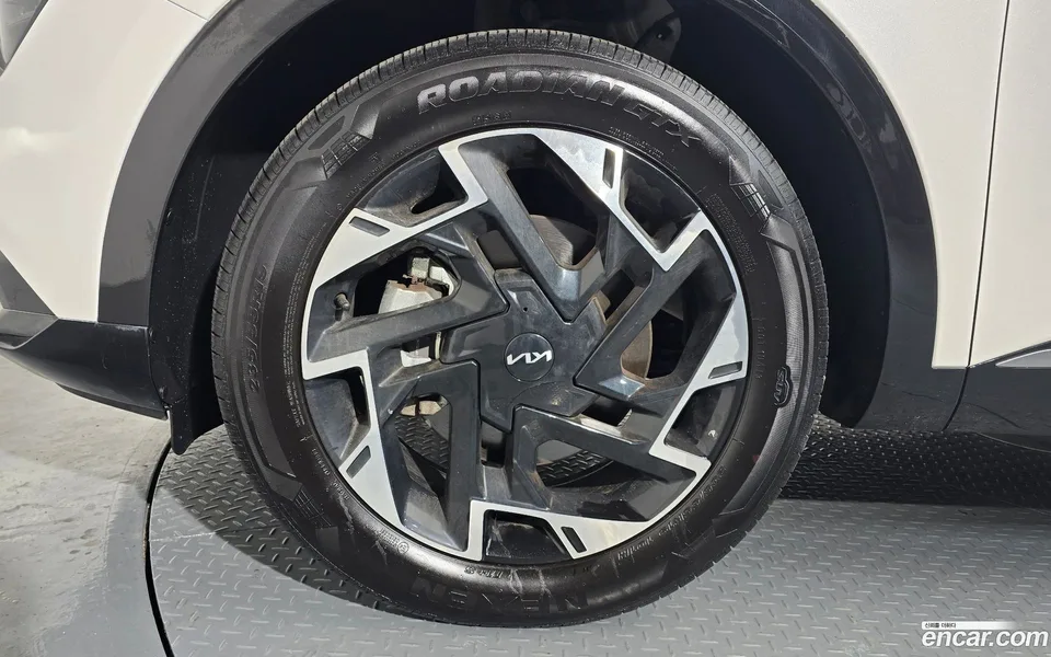 Kia Sportage 1.6 2WD 2024 — миниатюра 5