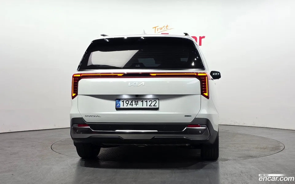 Kia Carnival HEV 7 2024 — миниатюра 4