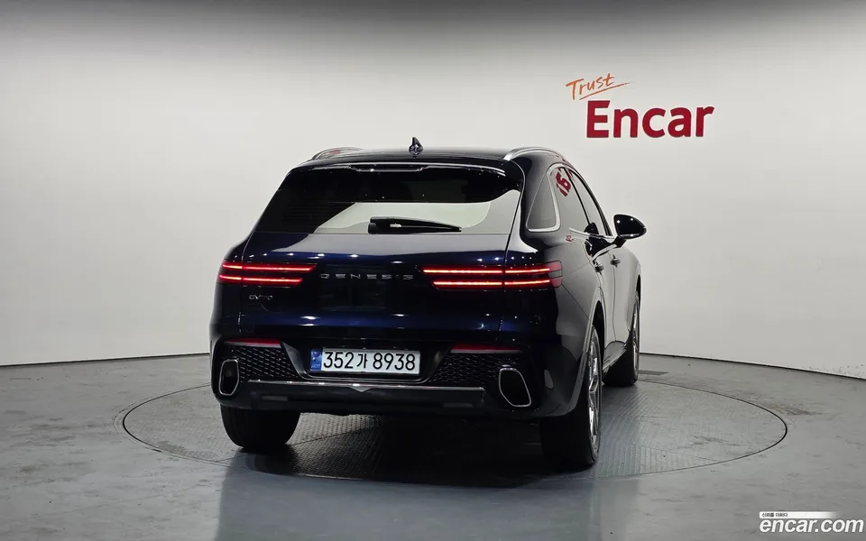 Genesis GV70 2.5T 2WD 2023 — миниатюра 4