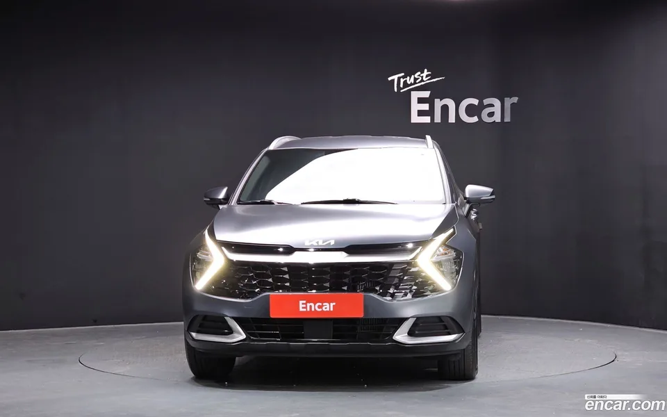 Kia Sportage 2.0 2WD 2022 — миниатюра 3