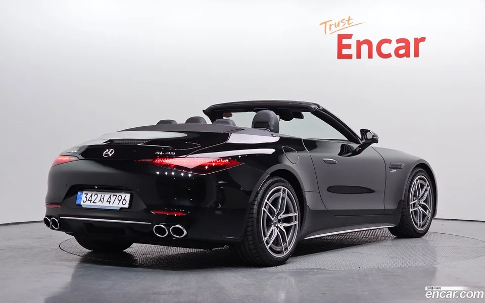 Mercedes-Benz SL-Class AMG SL43 2025 — миниатюра 2