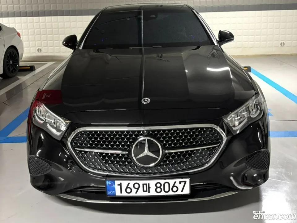Mercedes-Benz E-Class (W214) E200 2025 — фото 1, купить с доставкой в Москву