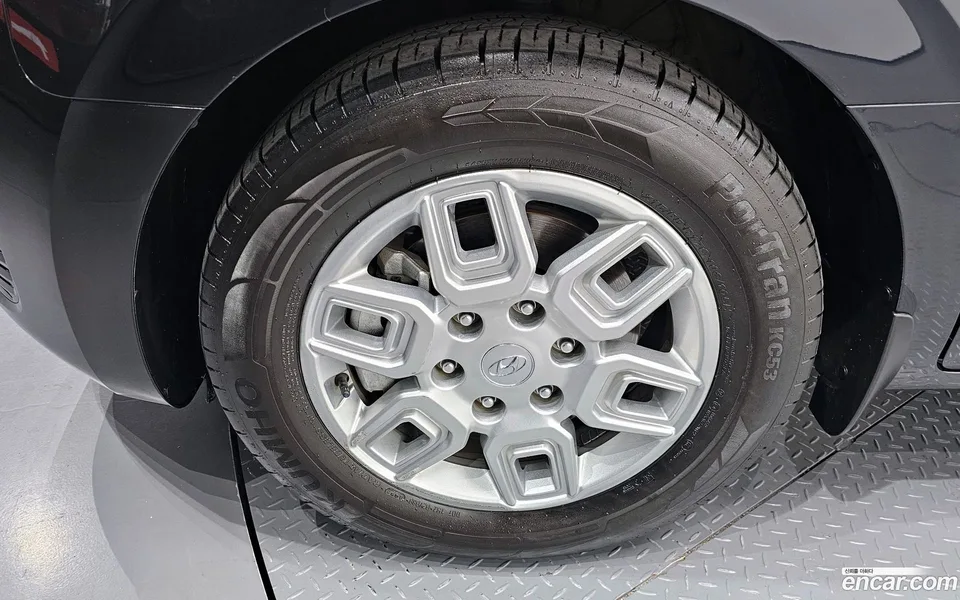 Hyundai Staria 3 2022 — миниатюра 5
