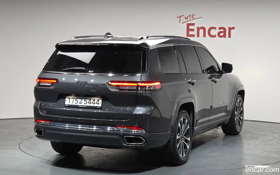 Jeep Grand Cherokee L 3.6 2022 — миниатюра 2