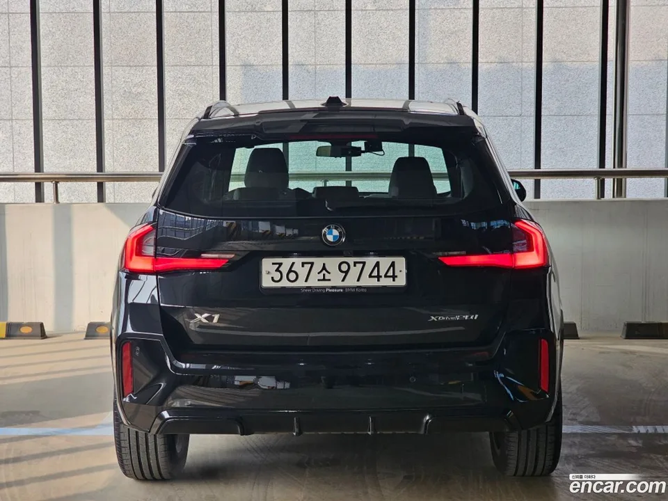 BMW X1 xDrive 20i M 2025 — миниатюра 4