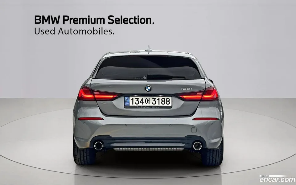 BMW 1 Series 120i 2023 — миниатюра 4