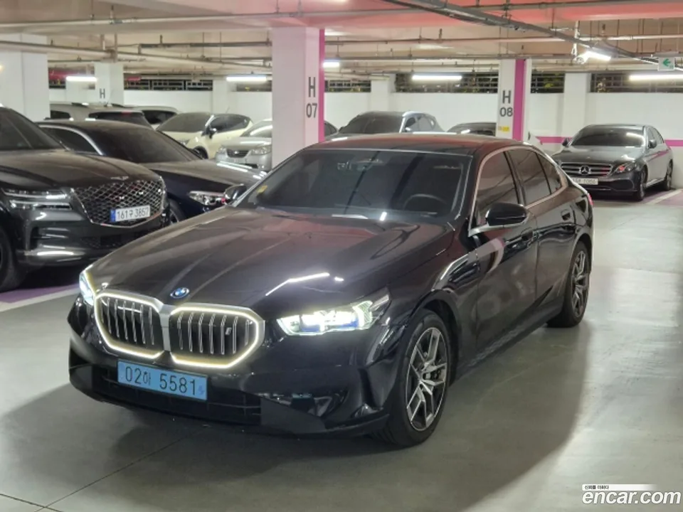 BMW i5 eDrive 40 2024 — миниатюра 2