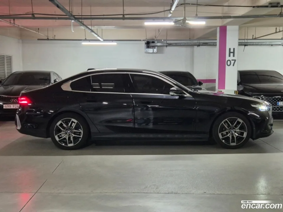 BMW i5 eDrive 40 2024 — миниатюра 3