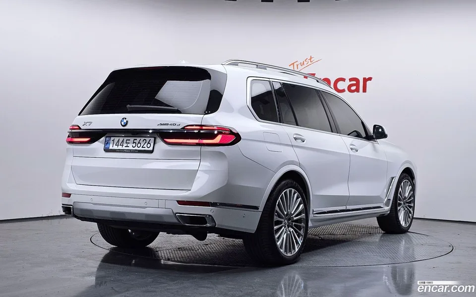 BMW X7 xDrive 40d 7 2024 — миниатюра 2