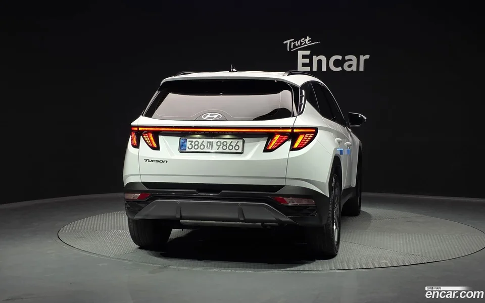 Hyundai Tucson 1.6 2WD 2022 — миниатюра 4