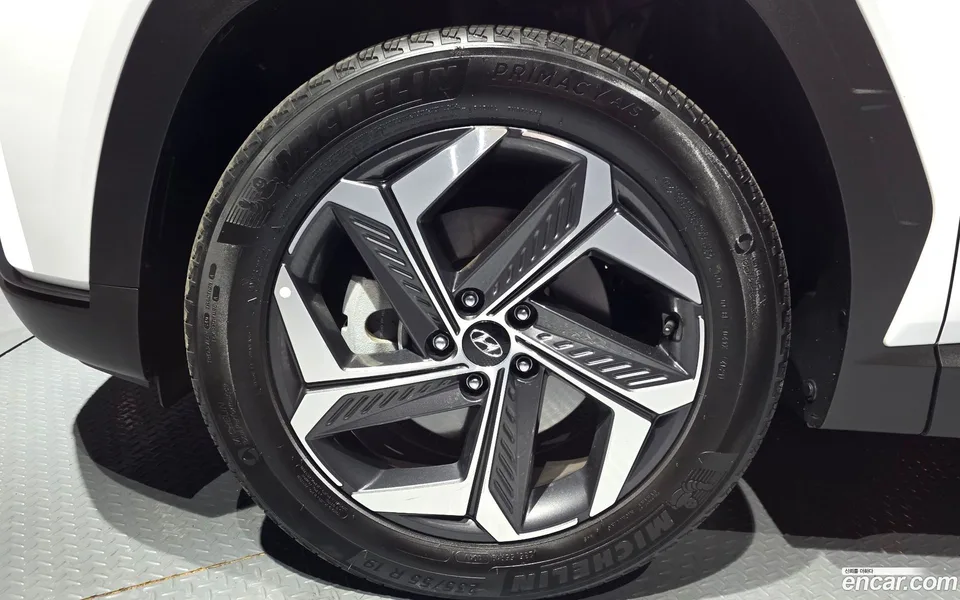 Hyundai Tucson 1.6 2WD 2022 — миниатюра 5