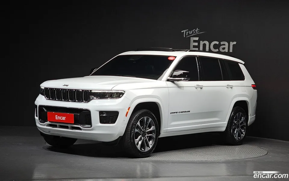 Jeep Grand Cherokee L 3.6 2022 — фото 1, купить с доставкой в Москву