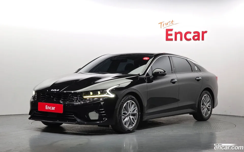 Kia K5 Hybrid 2023 — фото 1, купить с доставкой в Москву