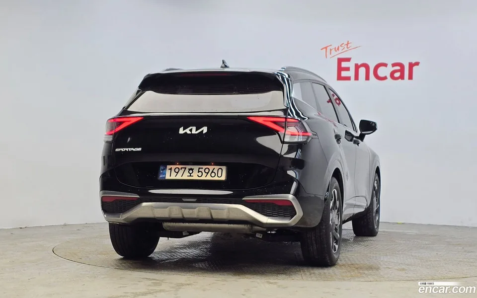 Kia Sportage 1.6 2WD 2022 — миниатюра 4