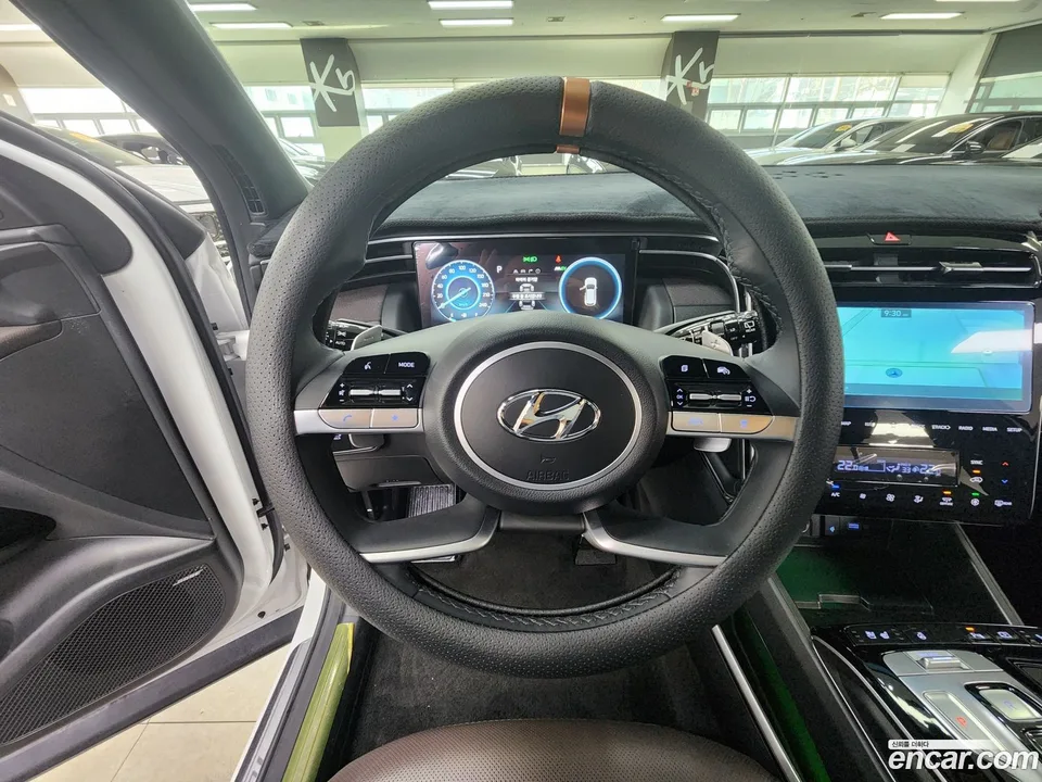 Hyundai Tucson Hybrid 2WD 2023 — миниатюра 3
