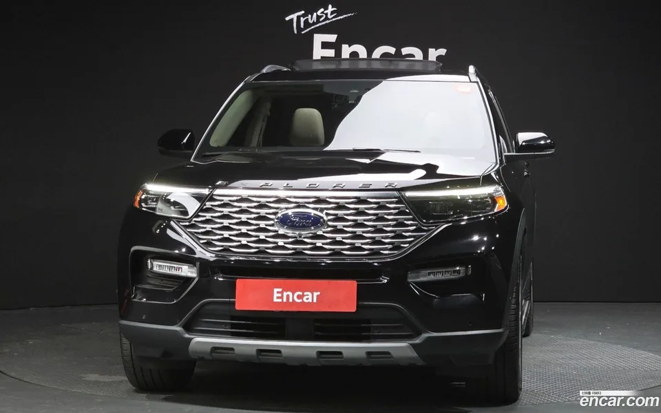 Ford Explorer 3.0 4WD 2022 — миниатюра 3