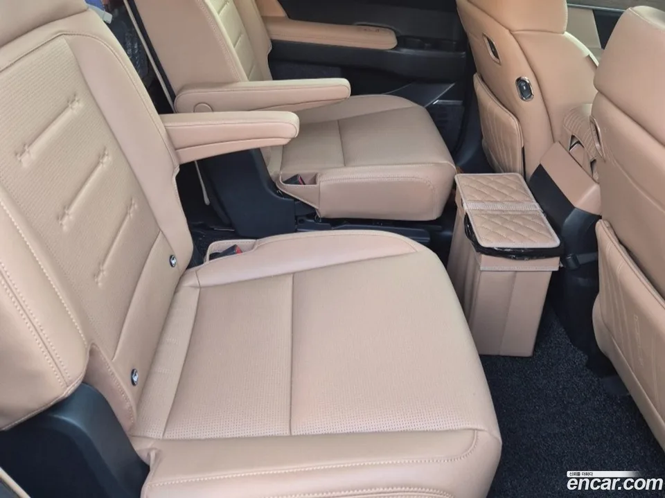 Hyundai Santa Fe HEV 1.6 2WD 2025 — миниатюра 5
