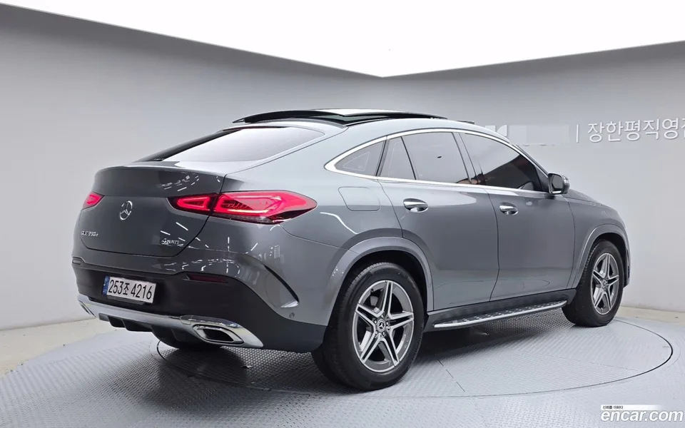 Mercedes-Benz GLE-Class GLE350e 4MATIC 2022 — миниатюра 2