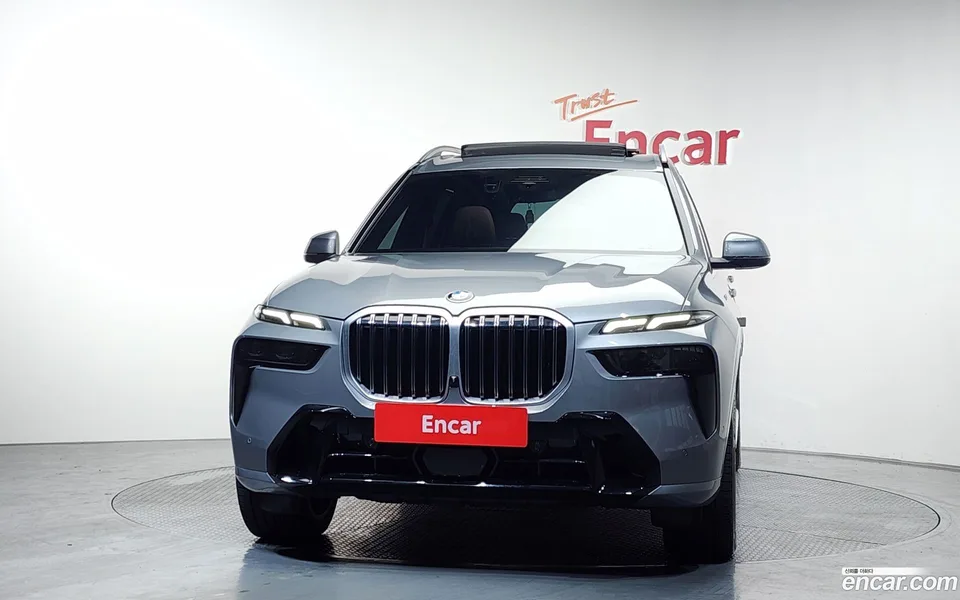 BMW X7 xDrive 40d M 7 2022 — миниатюра 3