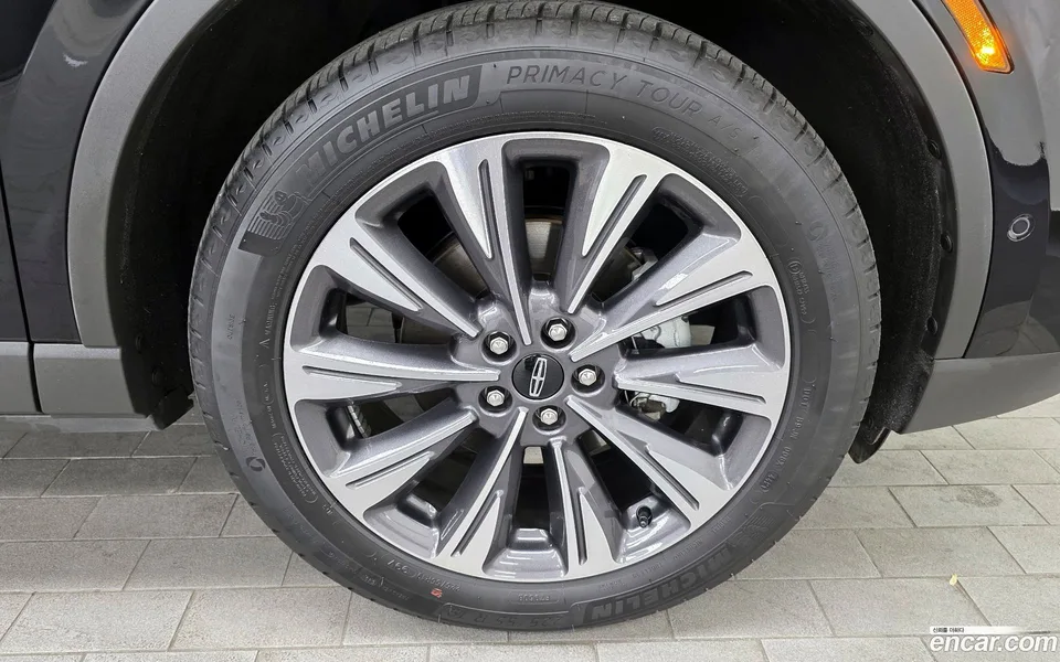 Lincoln Corsair 2.0 AWD 2022 — миниатюра 5