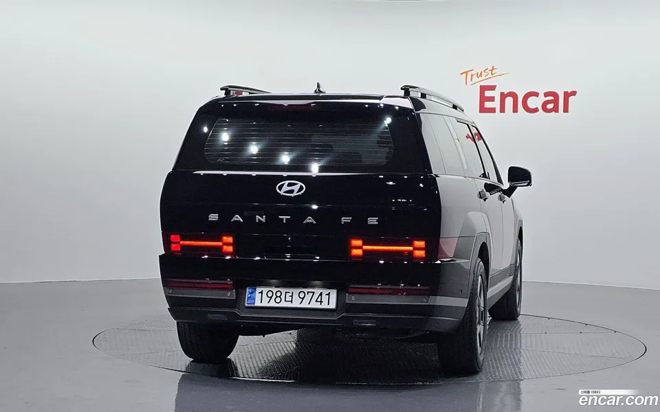 Hyundai Santa Fe HEV 1.6 2WD 2024 — миниатюра 4