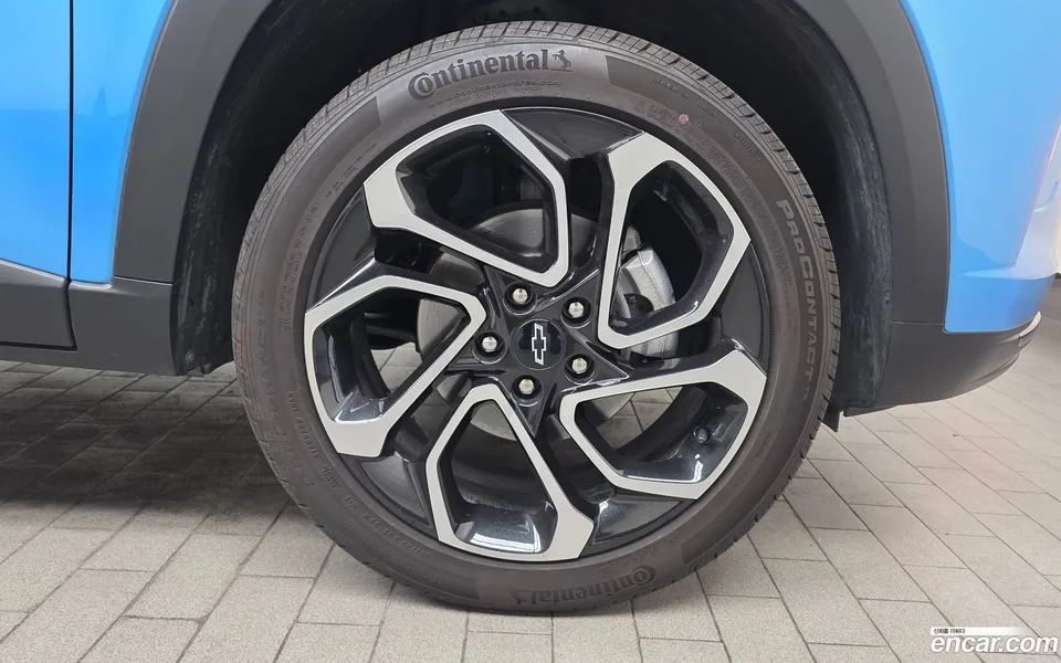 Chevrolet Trax Crossover 1.2 RS 2025 — миниатюра 5
