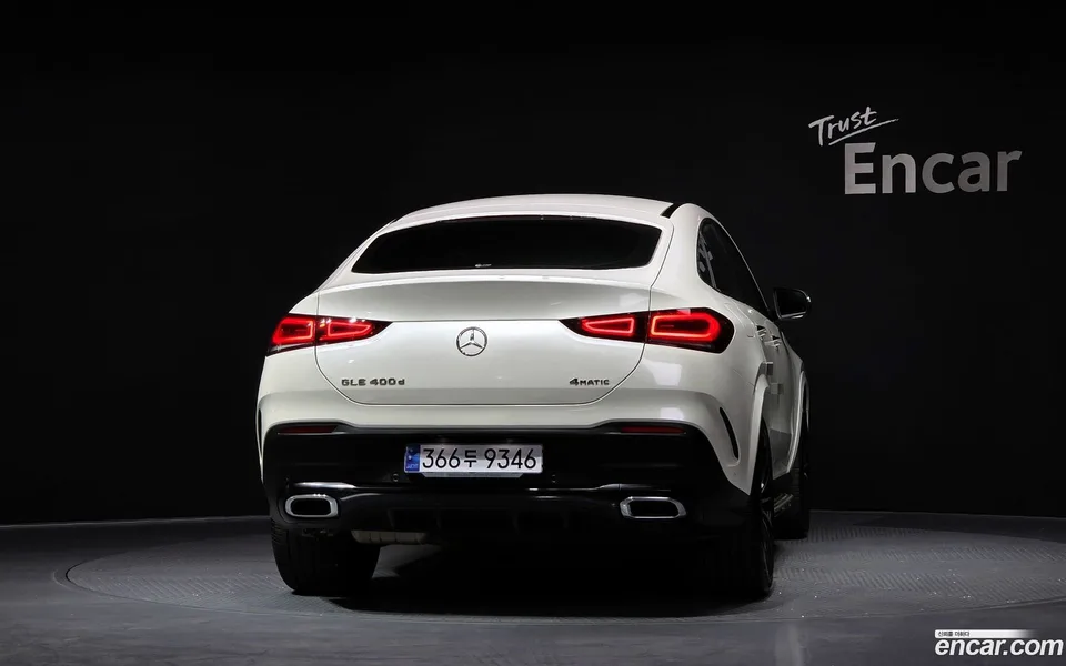 Mercedes-Benz GLE-Class GLE400d 4MATIC 2022 — миниатюра 3
