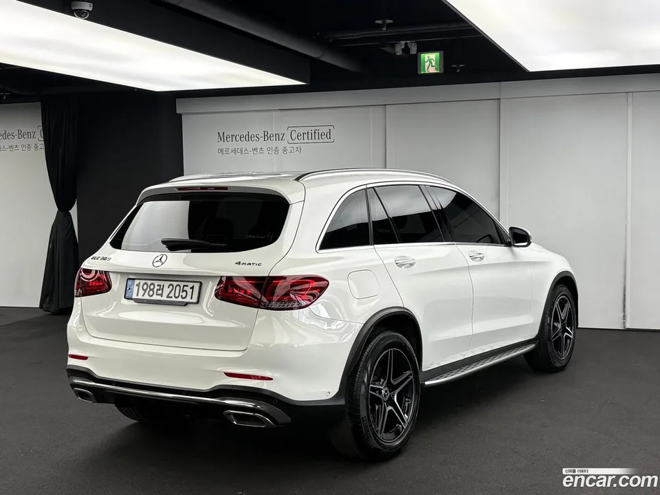 Mercedes-Benz GLC-Class GLC300 4MATIC 2022 — миниатюра 2