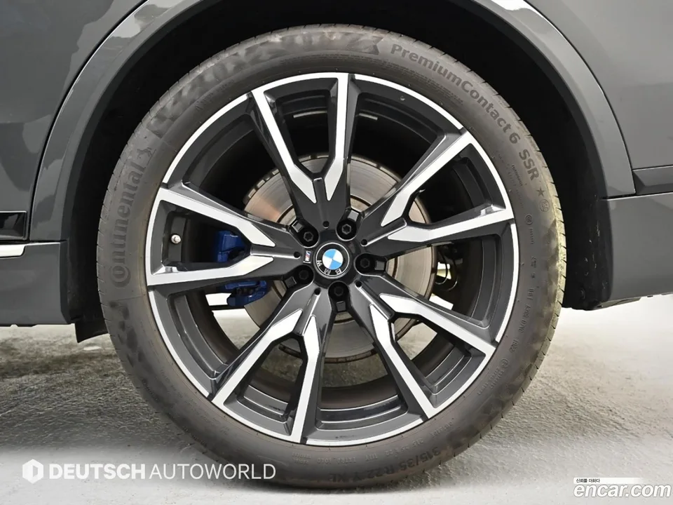 BMW X7 xDrive 40i M 6 2022 — миниатюра 5