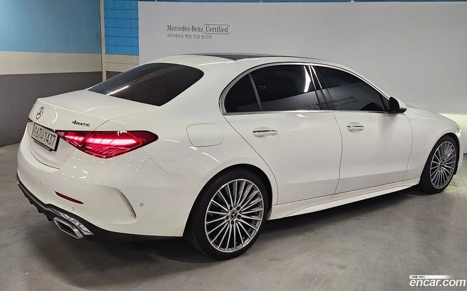 Mercedes-Benz C-Class C300 4MATIC AMG Line 2023 — миниатюра 3
