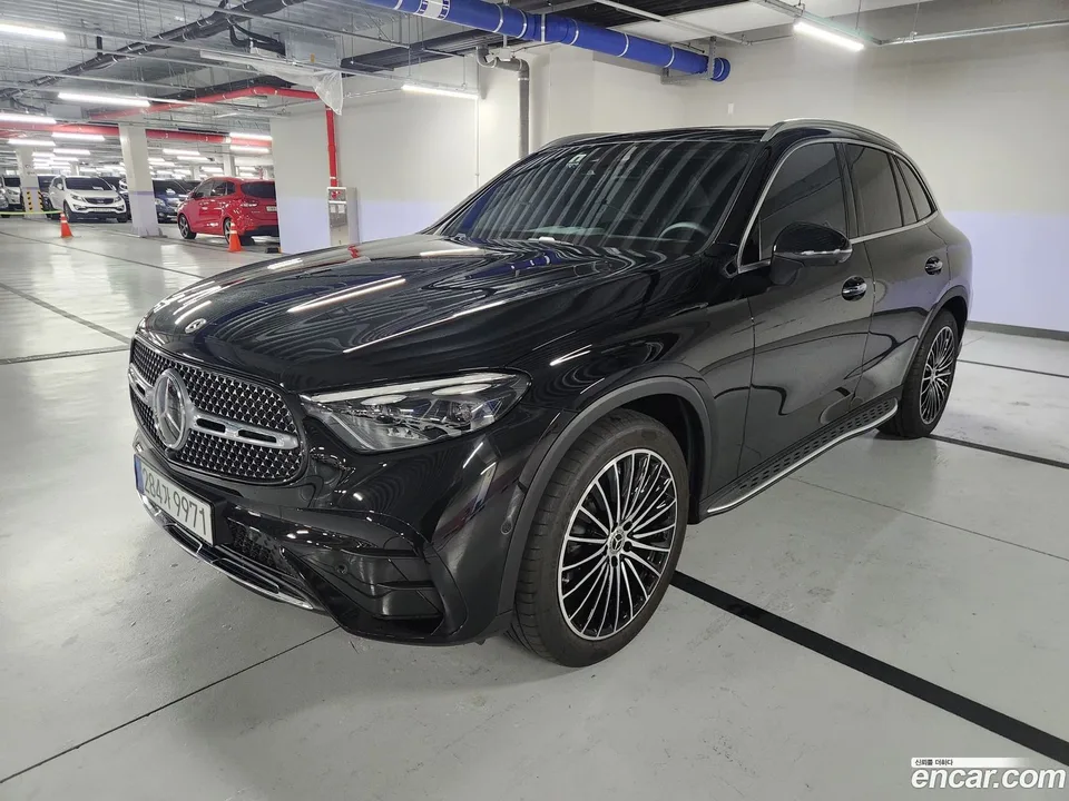 Mercedes-Benz GLC-Class GLC300 4MATIC AMG Line 2025 — миниатюра 2