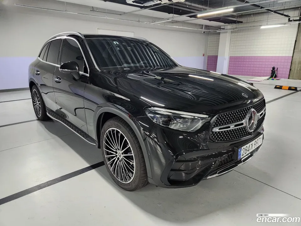 Mercedes-Benz GLC-Class GLC300 4MATIC AMG Line 2025 — миниатюра 3