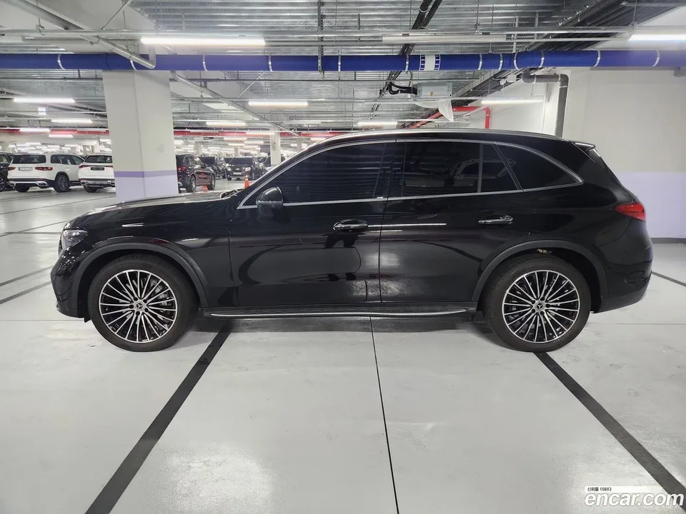 Mercedes-Benz GLC-Class GLC300 4MATIC AMG Line 2025 — миниатюра 5