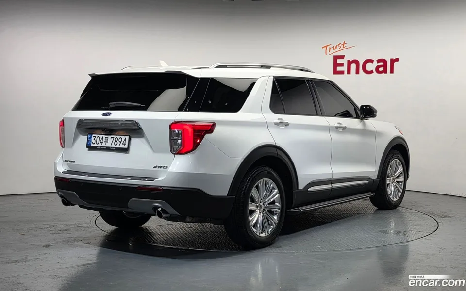 Ford Explorer 2.3 4WD 2023 — миниатюра 2