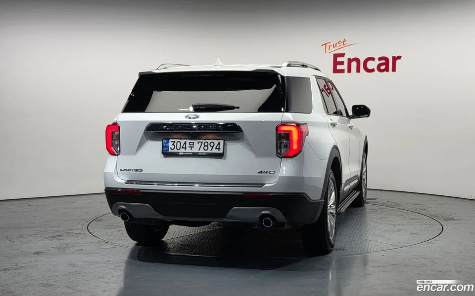 Ford Explorer 2.3 4WD 2023 — миниатюра 4