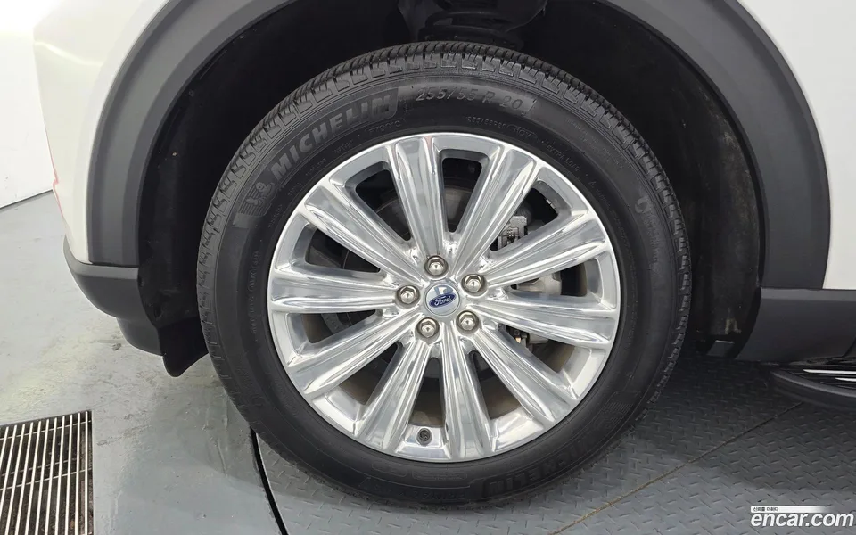 Ford Explorer 2.3 4WD 2023 — миниатюра 5