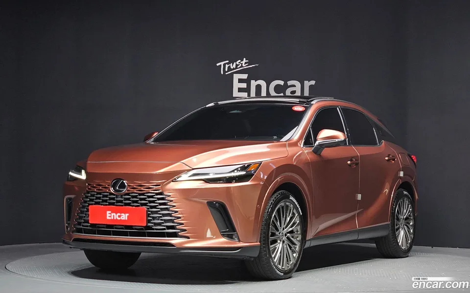 Lexus RX 350h 2024 — фото 1, купить с доставкой в Москву