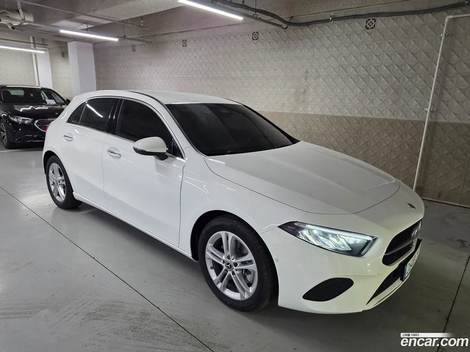 Mercedes-Benz A-Class A220 2026 — миниатюра 3