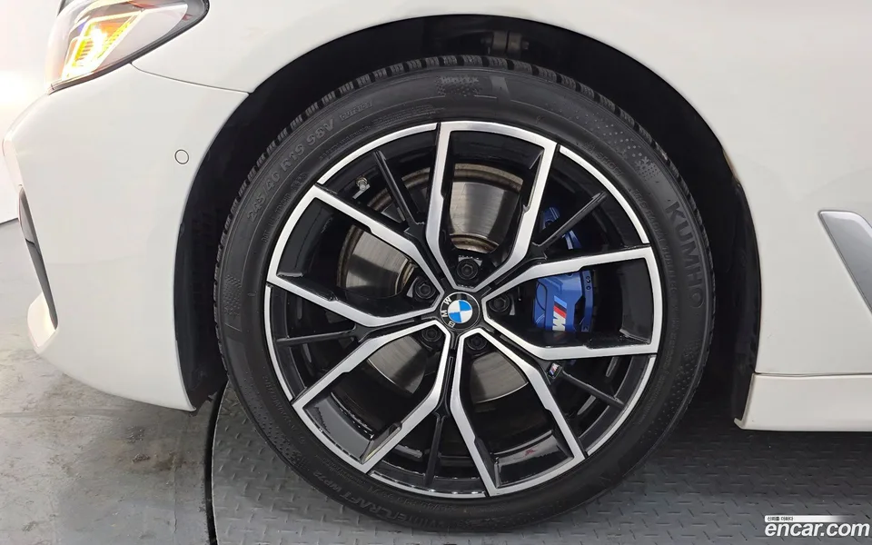 BMW 5 Series 530i M 2022 — миниатюра 5