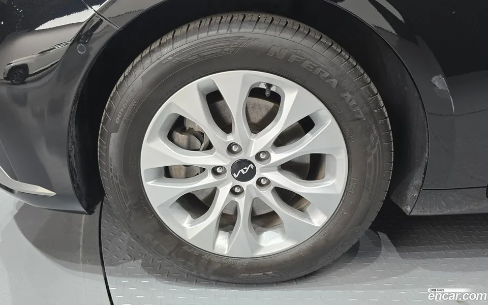 Kia K8 2.5 2WD 2023 — миниатюра 5