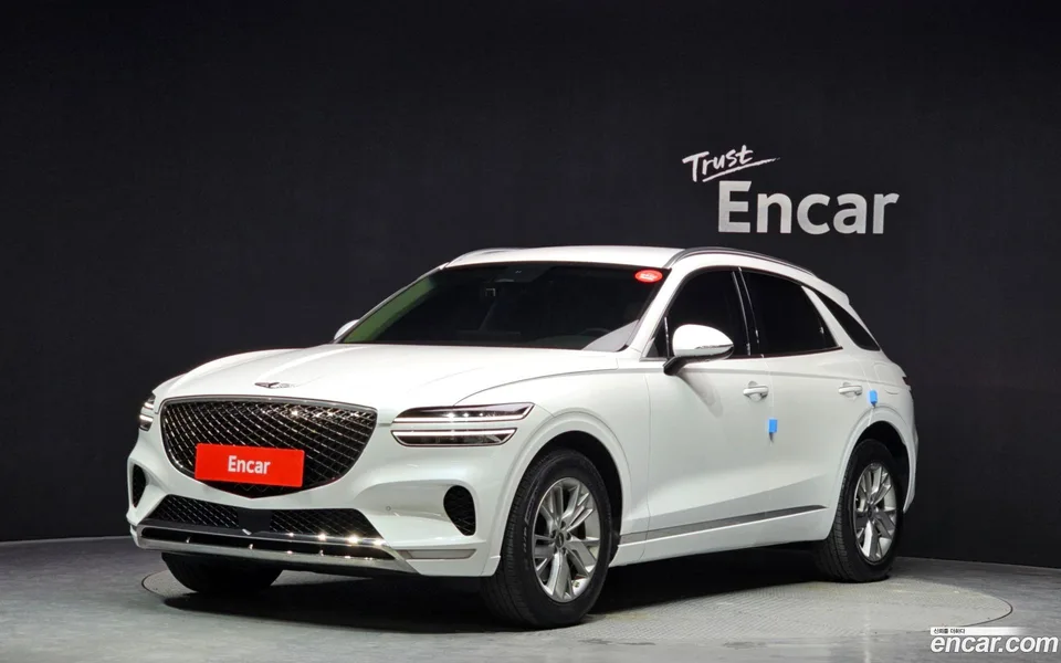 Genesis GV70 2.5T 2WD 2024 — фото 1, купить с доставкой в Москву